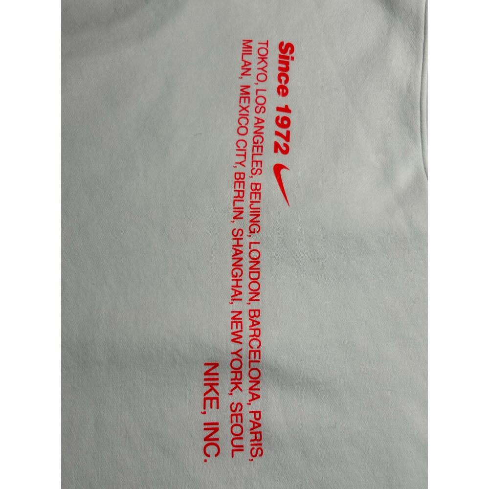 Nike International Sportswear Crewneck Sweatshirt White Red Graphic Logo M XXL - Picture 6 of 8